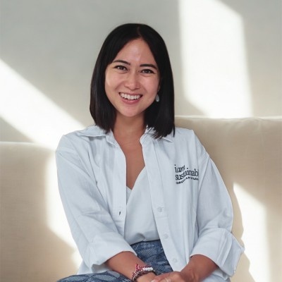 Portrait of Sandy Tiu